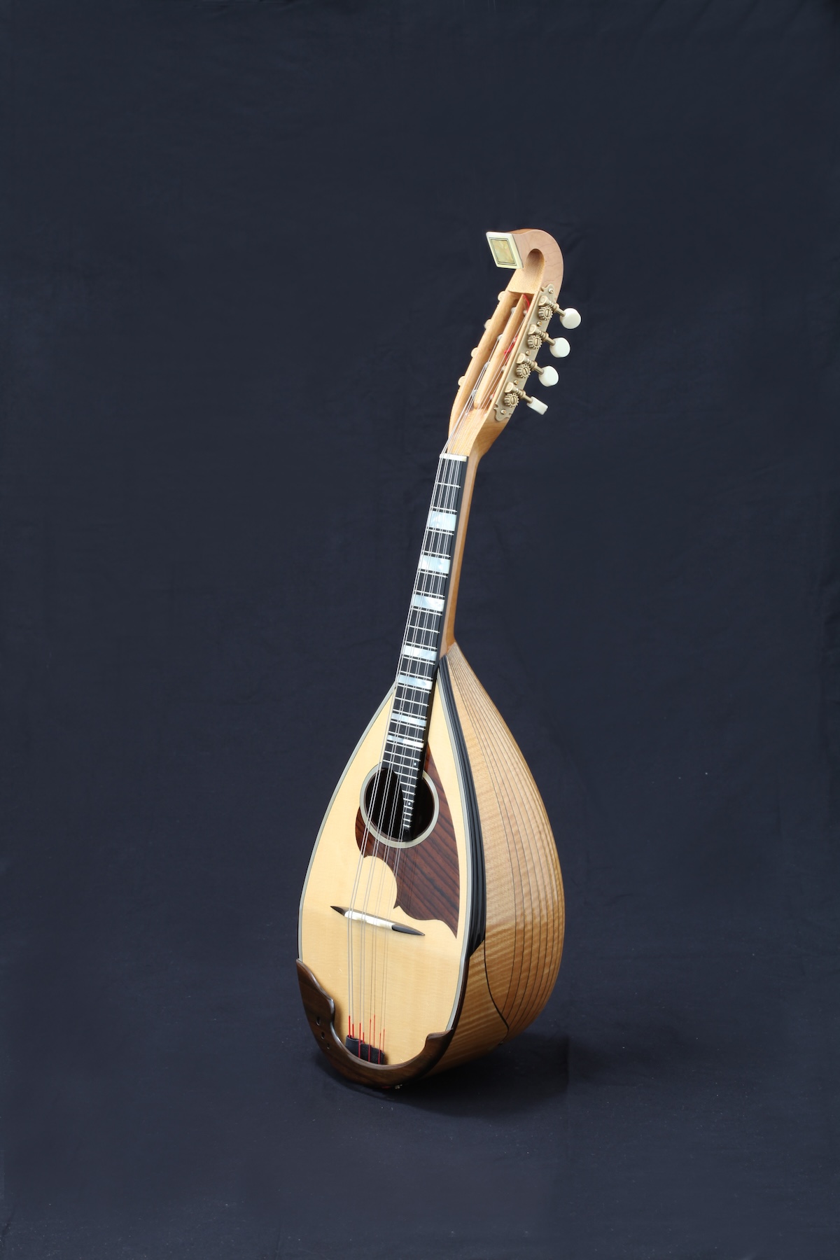 0305faf37117575398c2a6d1975423